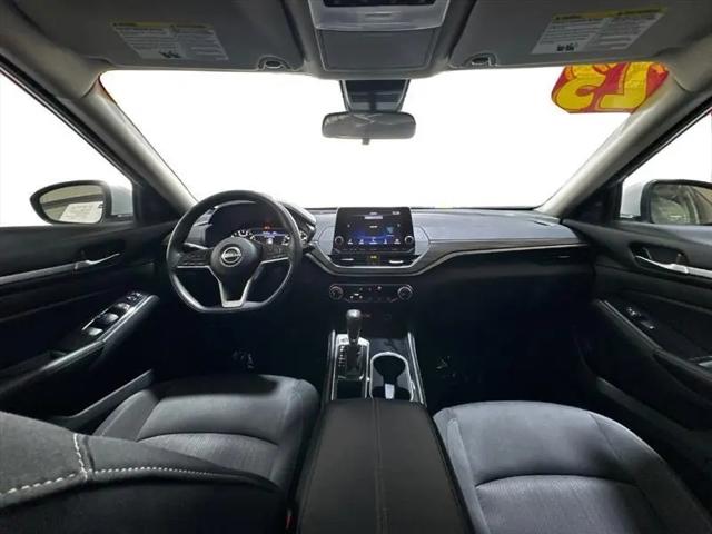 2023 Nissan Altima SV FWD