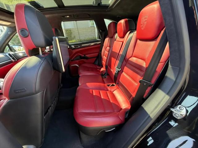 2016 Porsche Cayenne Turbo S