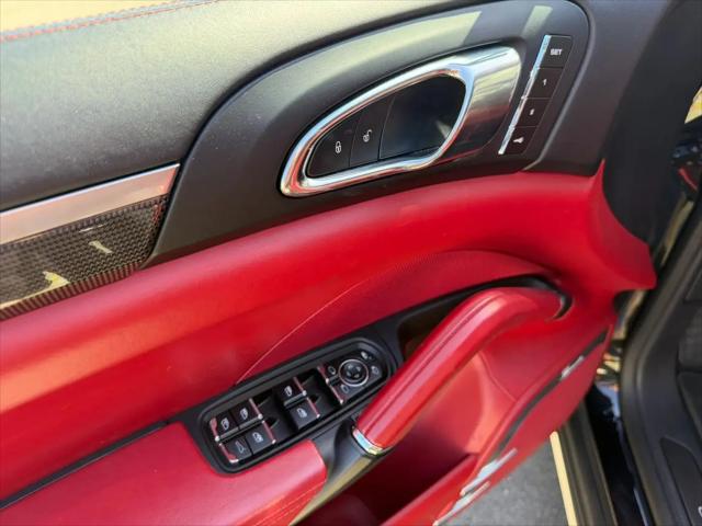 2016 Porsche Cayenne Turbo S