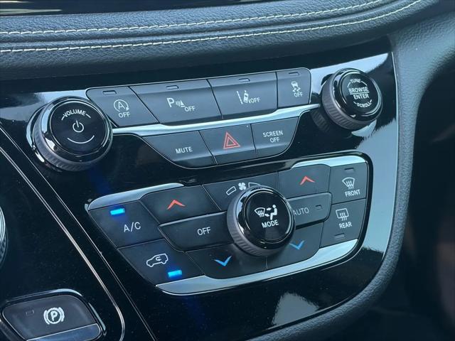 2021 Chrysler Pacifica Touring