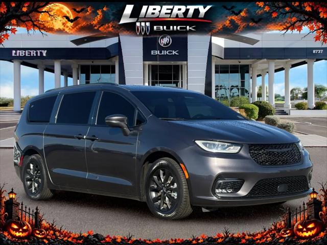 2021 Chrysler Pacifica Touring for sale in Peoria, AZ