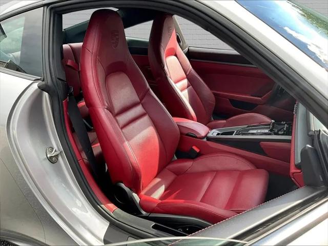 2020 Porsche 911 Carrera S