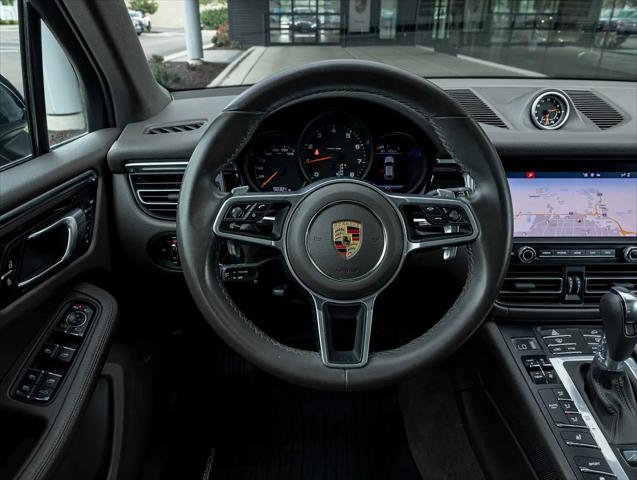 2021 Porsche Macan Macan
