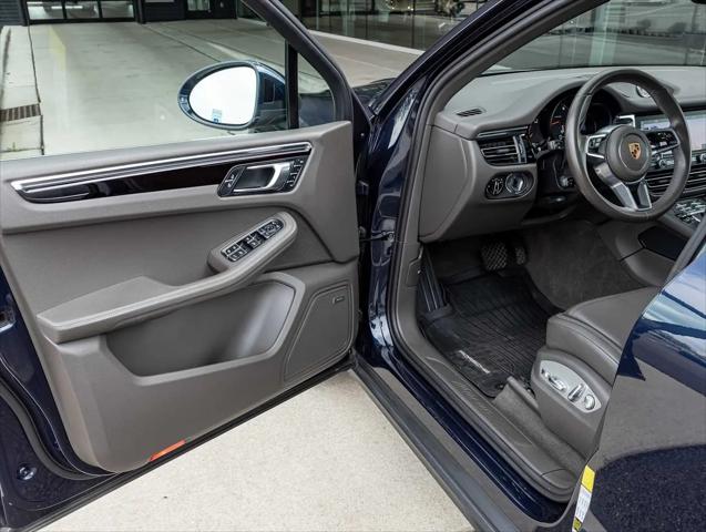 2021 Porsche Macan Macan