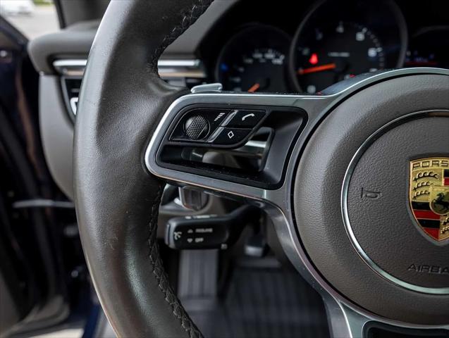 2021 Porsche Macan Macan