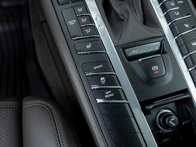 2021 Porsche Macan Macan