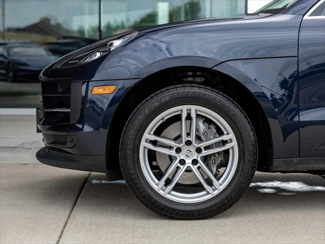 2021 Porsche Macan Macan