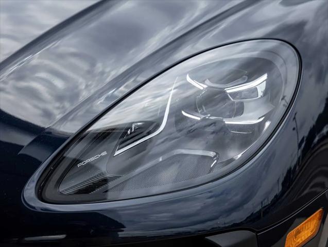 2021 Porsche Macan Macan