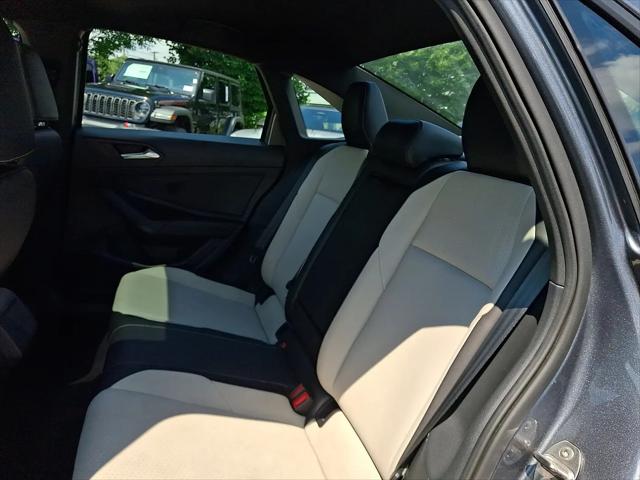 2021 Volkswagen Jetta 1.4T R-Line