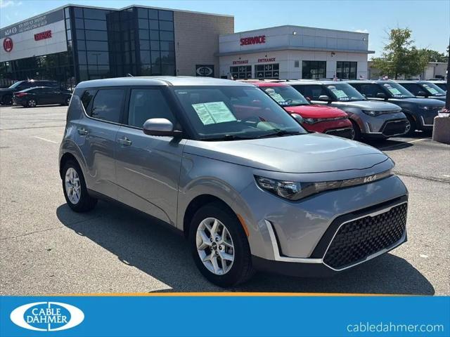 2025 Kia Soul LX for sale in Lawrence, KS