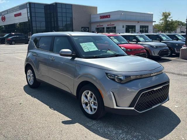 2025 Kia Soul LX for sale in Lawrence, KS