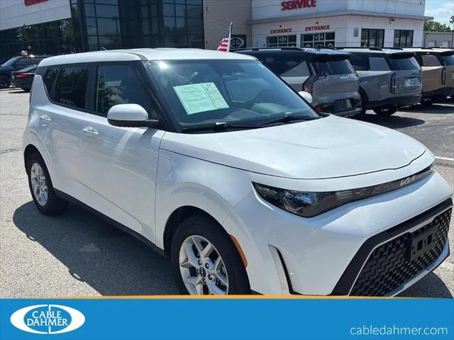 2025 Kia Soul LX for sale in Lawrence, KS