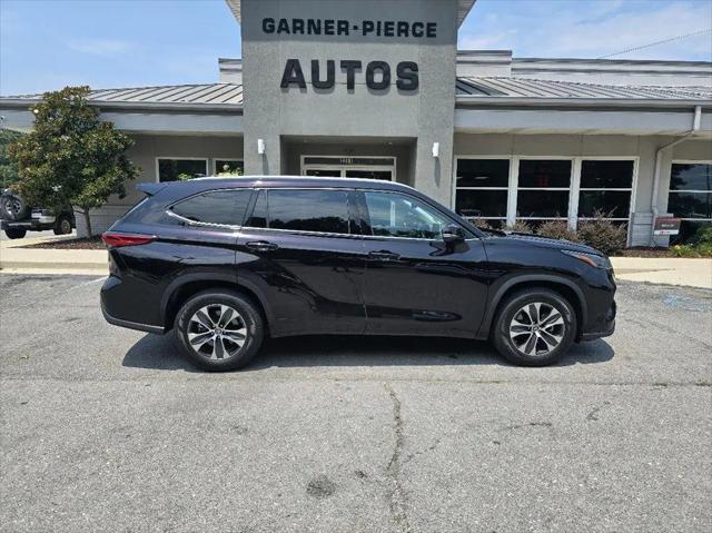2022 Toyota Highlander XLE for sale in Florence, AL