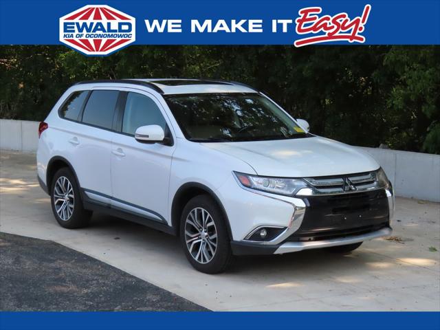 2016 Mitsubishi Outlander SEL for sale in Delafield, WI