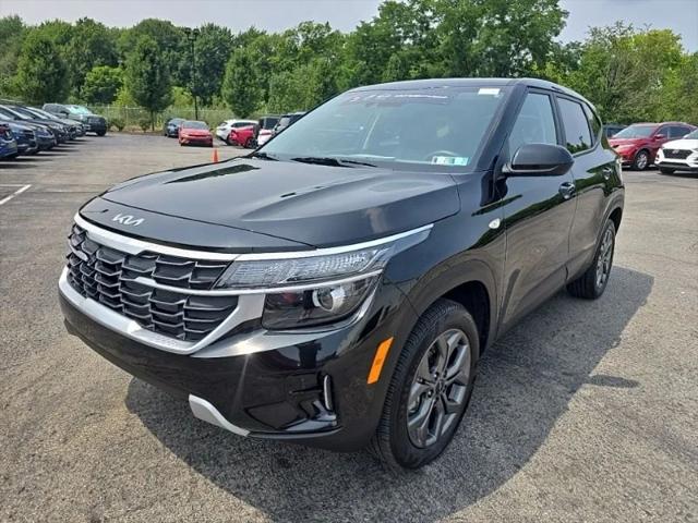 2024 Kia Seltos LX 2024 Kia Seltos LX