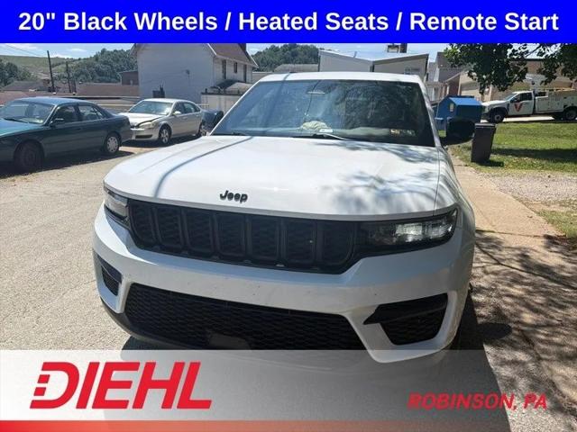 2023 Jeep Grand Cherokee Altitude 4x4 2023 Jeep Grand Cherokee Altitude 4x4