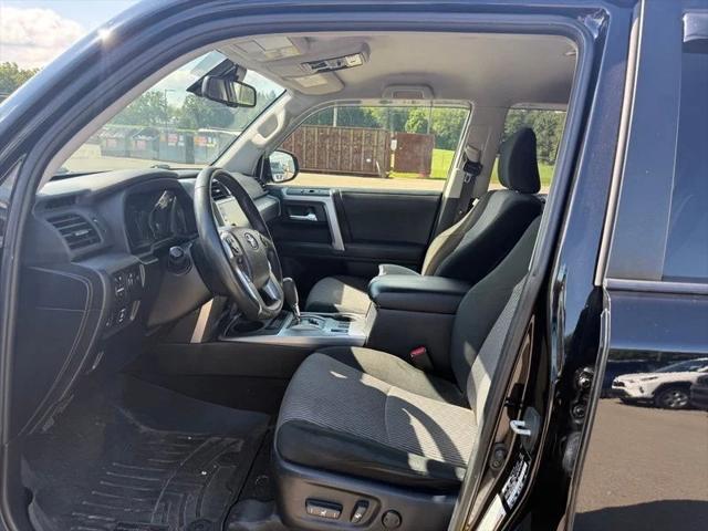 2021 Toyota 4Runner SR5 2021 Toyota 4Runner SR5
