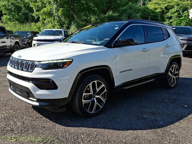 2025 Jeep Compass Limited 4x4 2025 Jeep Compass Limited 4x4