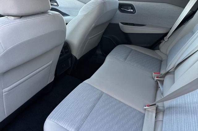2021 Nissan Rogue SV FWD