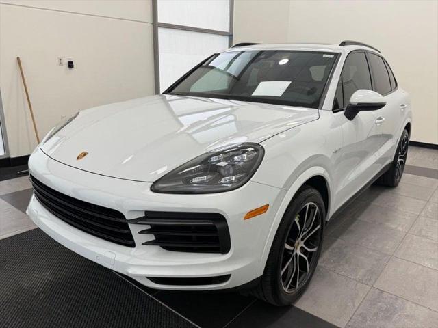 2022 Porsche Cayenne E-Hybrid Unknown for sale in Madison, WI