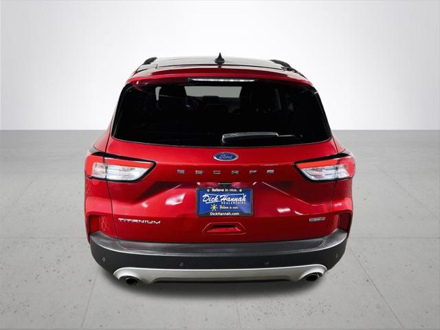 2020 Ford Escape Titanium Hybrid