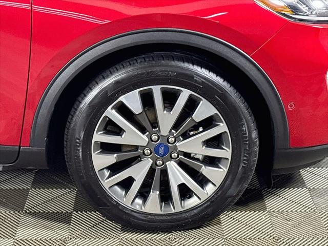 2020 Ford Escape Titanium Hybrid