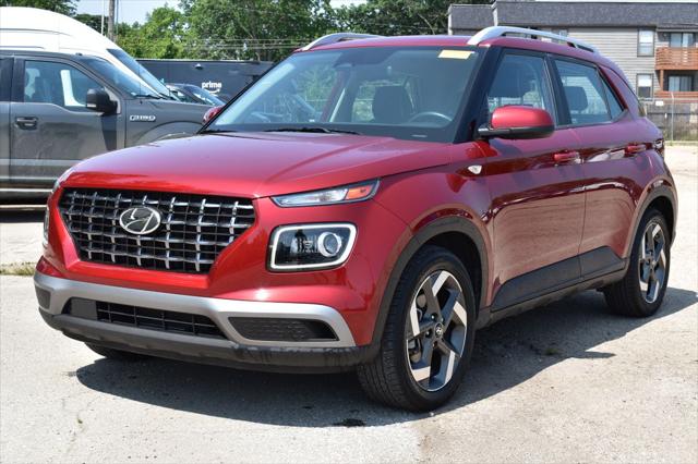 2024 Hyundai Venue Limited for sale in Lawrence, KS