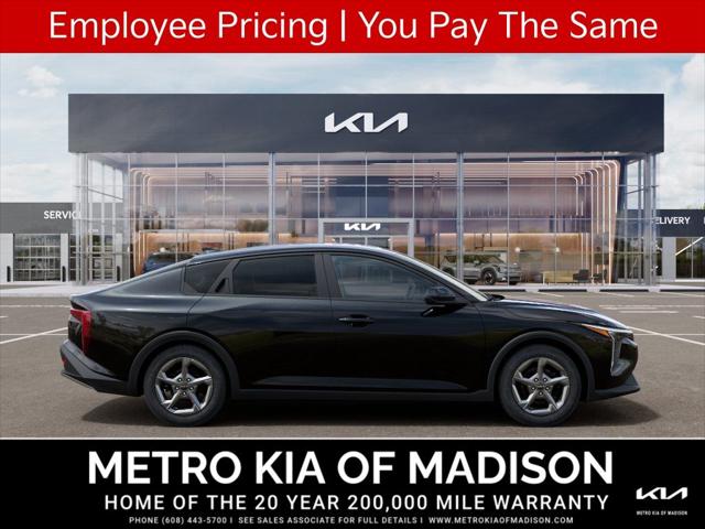 2026 Kia K4 LXS