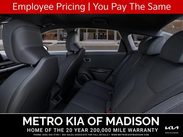 2026 Kia K4 LXS