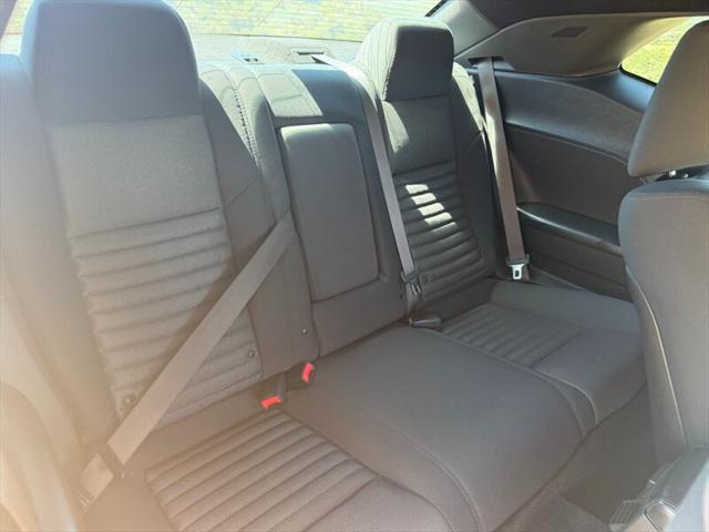 2012 Dodge Challenger SXT