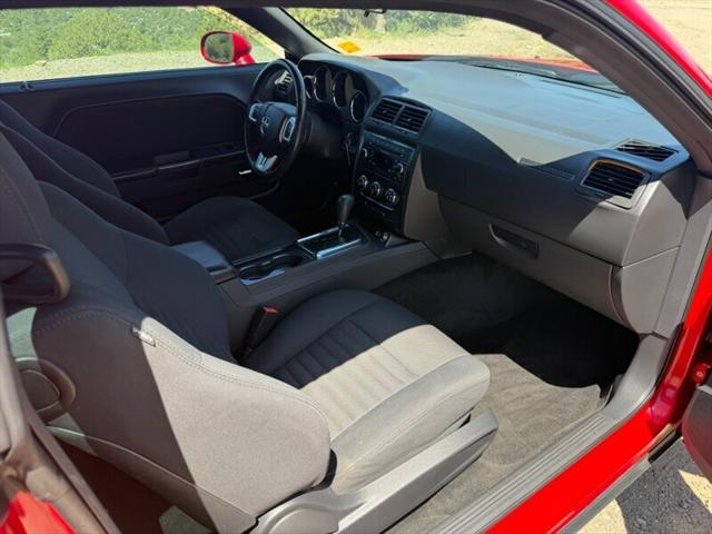 2012 Dodge Challenger SXT