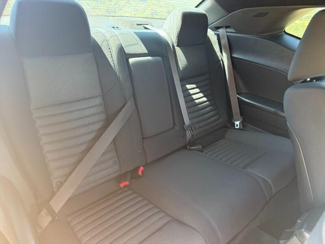 2012 Dodge Challenger SXT