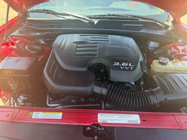 2012 Dodge Challenger SXT