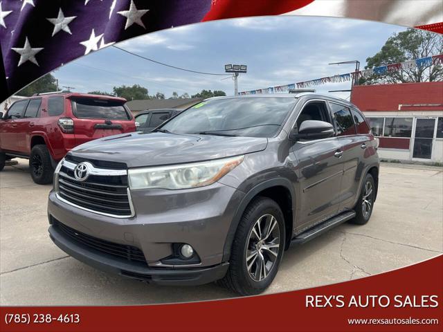 2016 Toyota Highlander XLE V6 for sale in Junction City, KS