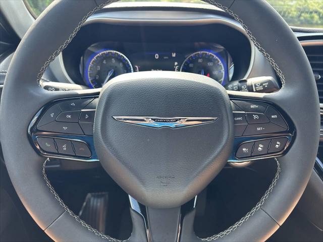 2024 Chrysler Pacifica Touring