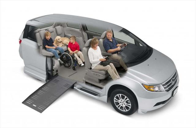 2024 Chrysler Pacifica Touring