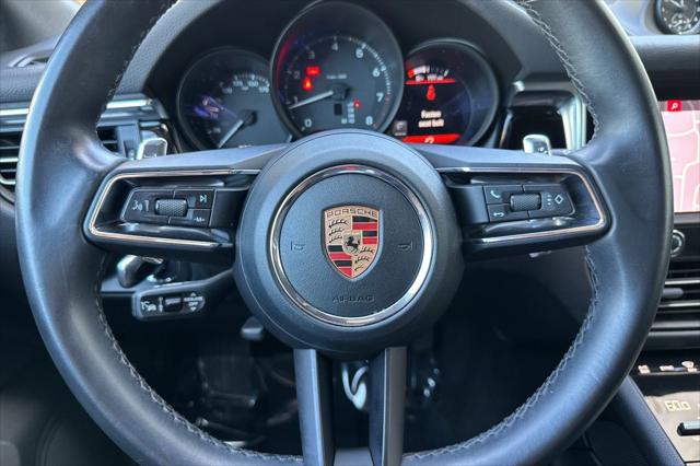 2023 Porsche Macan Unknown