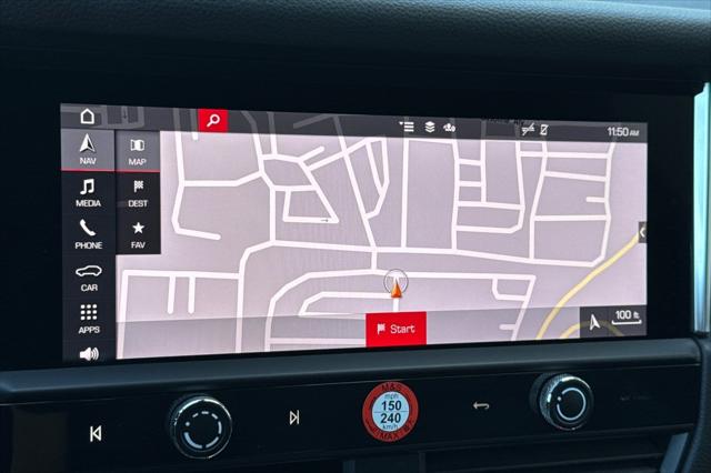 2023 Porsche Macan Unknown