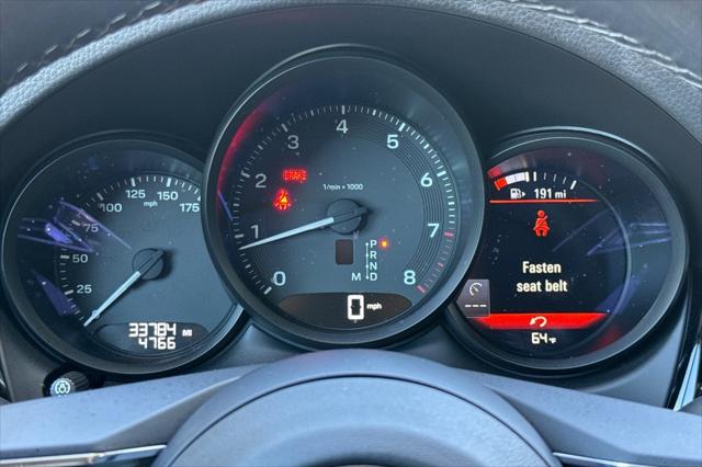 2023 Porsche Macan Unknown