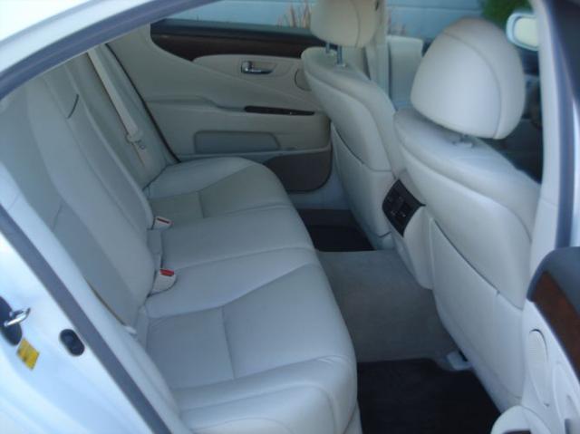 2012 Lexus LS 460 60k Miles Wow!, Finance Available