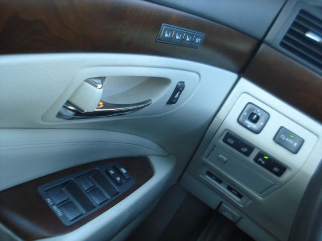 2012 Lexus LS 460 60k Miles Wow!, Finance Available