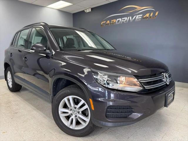 2016 Volkswagen Tiguan S for sale in East Dundee, IL
