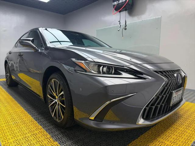 2022 Lexus ES 300h Base for sale in Costa Mesa, CA