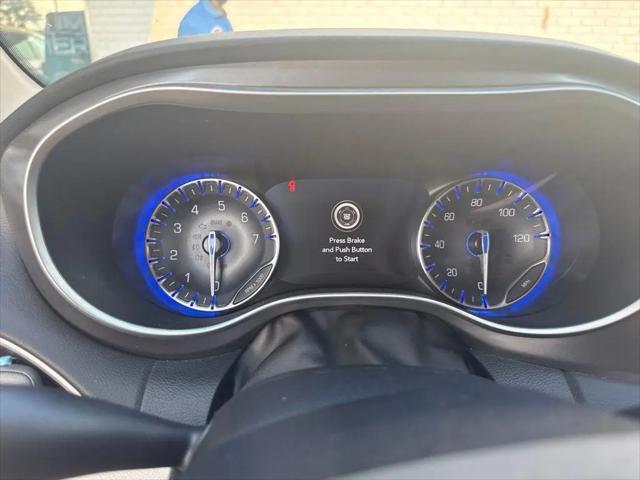 2022 Chrysler Pacifica Touring L for sale in Sparta, TN