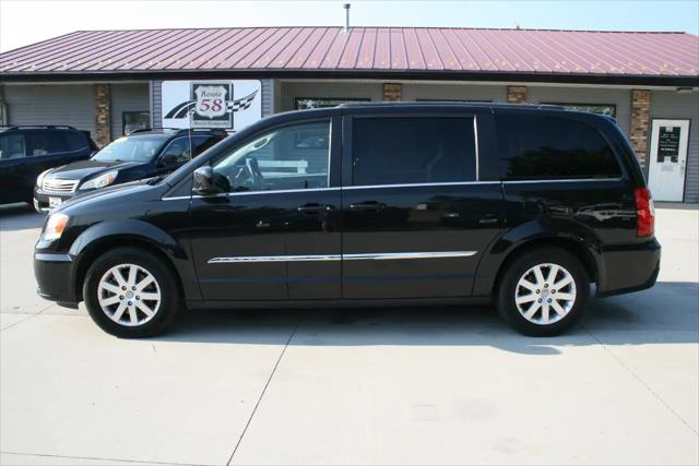 2015 Chrysler Town & Country Touring for sale in Zumbrota, MN
