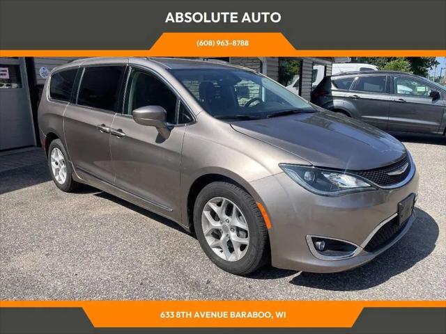 2017 Chrysler Pacifica Touring-L for sale in Baraboo, WI