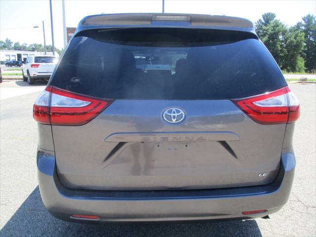 2017 Toyota Sienna LE 7 Passenger