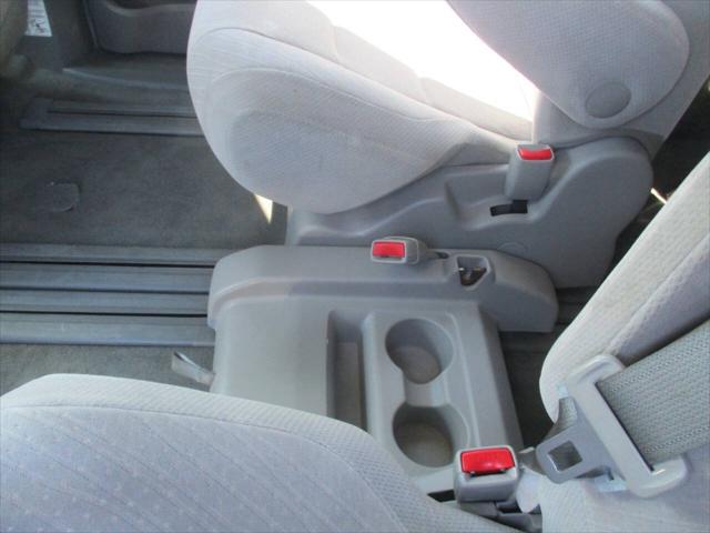 2017 Toyota Sienna LE 7 Passenger