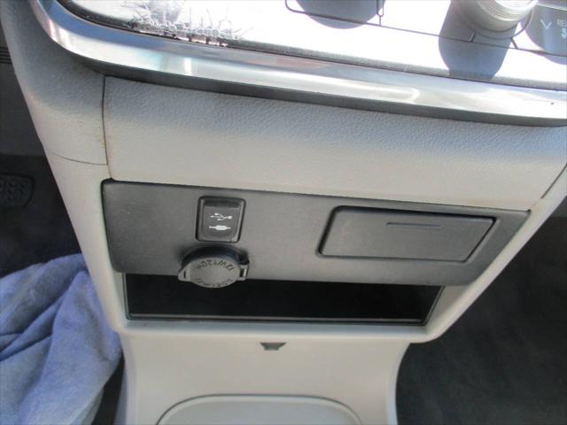 2017 Toyota Sienna LE 7 Passenger