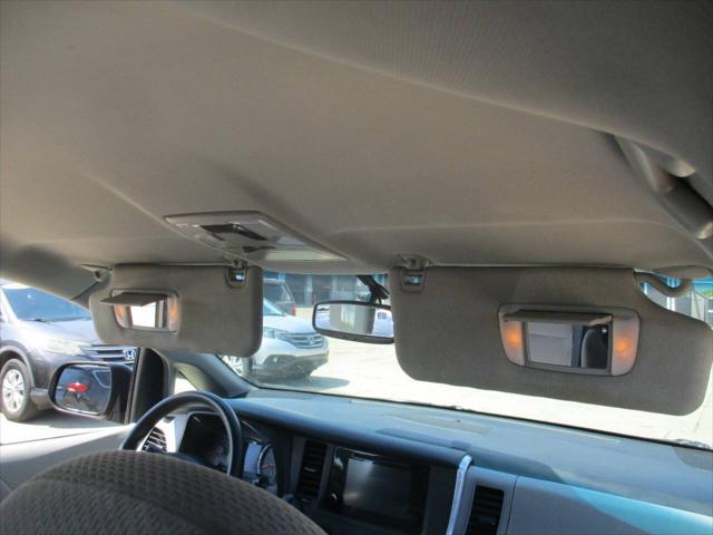 2017 Toyota Sienna LE 7 Passenger